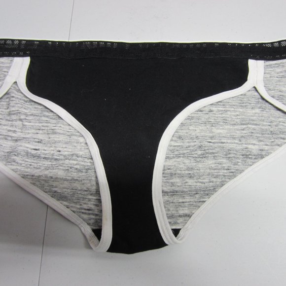 *SOLD* VS PINK - Size LG - I Call The Shots - Panties - Picture 1 of 3